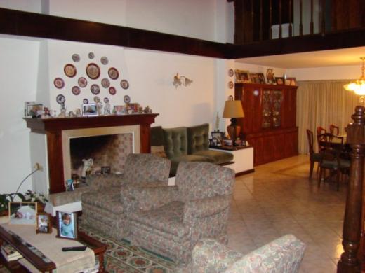 CHALET SOBRE LOS GERANIOS 5 AMB.